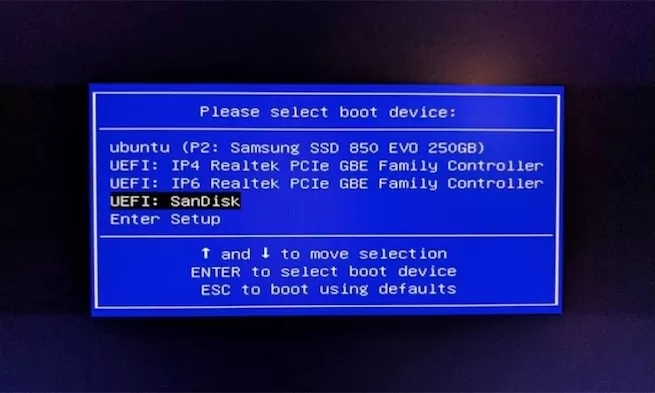 bios máy tính